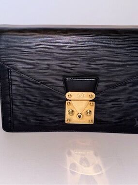 Louis Vuitton Black Epi Leather Envelope Clutch with Gold Lock